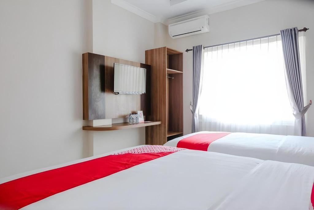 Noura Guest House Syariah Malang Kültér fotó